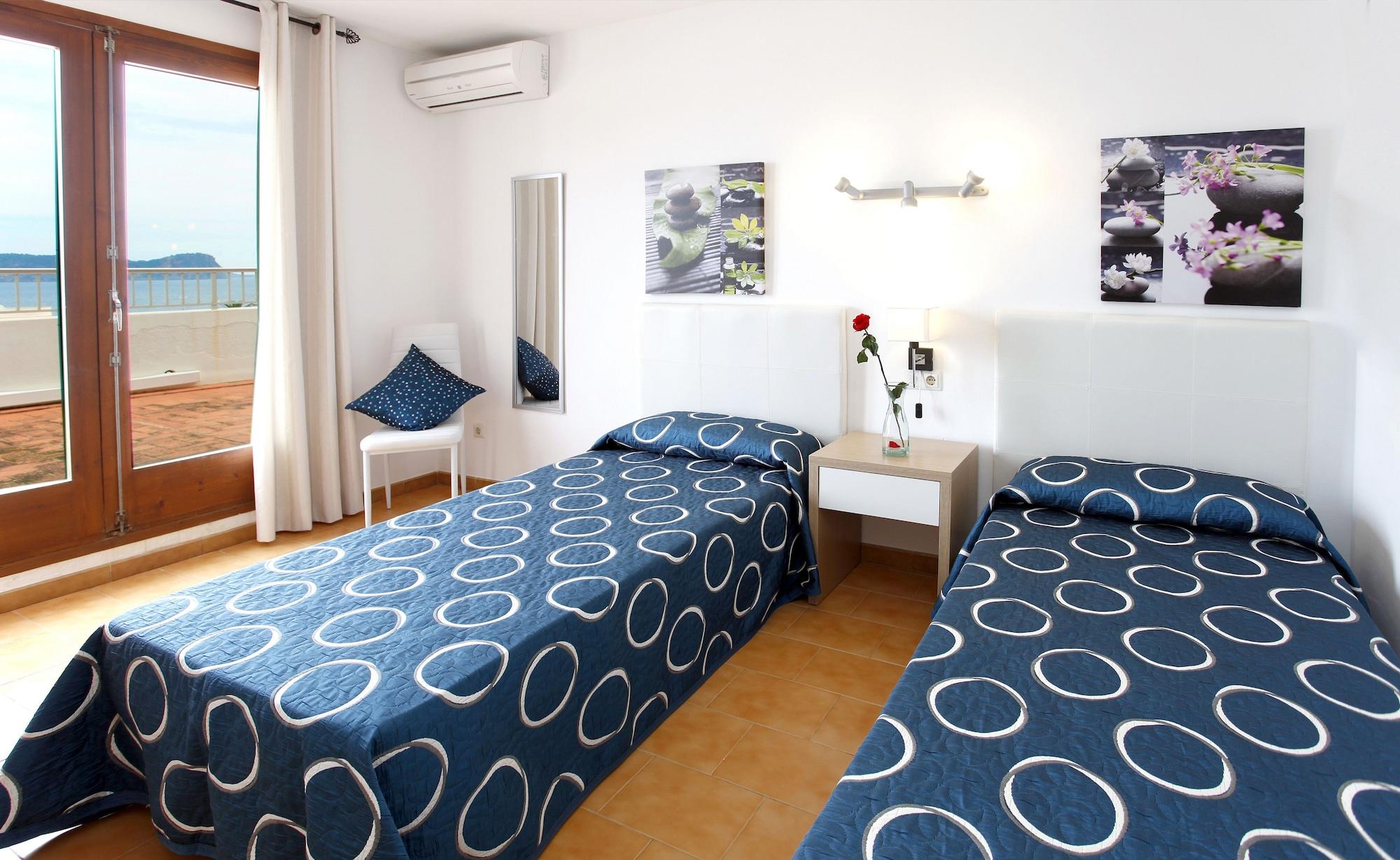 Typic Sandic Apartments Es Cana 外观 照片