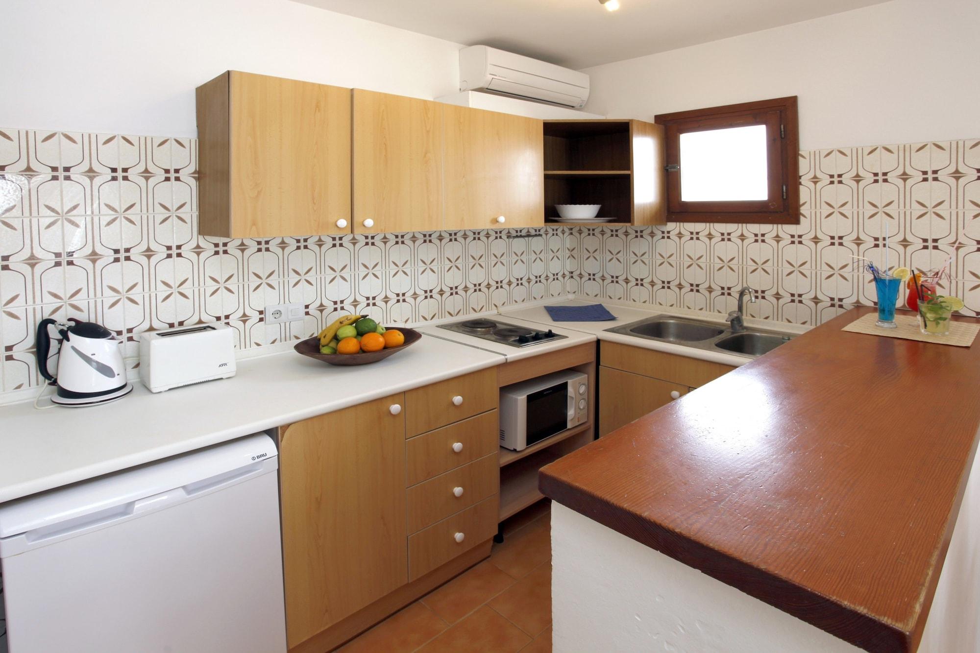 Typic Sandic Apartments Es Cana 外观 照片