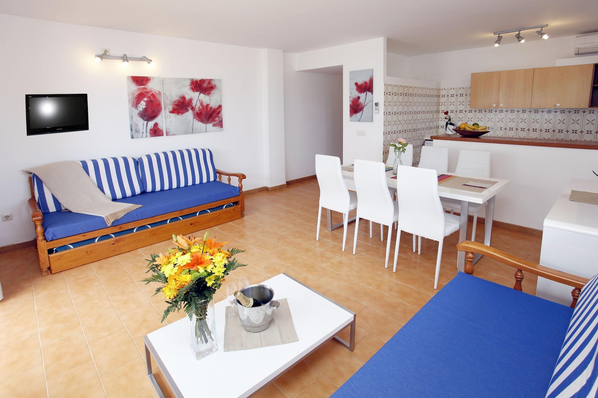 Typic Sandic Apartments Es Cana 外观 照片