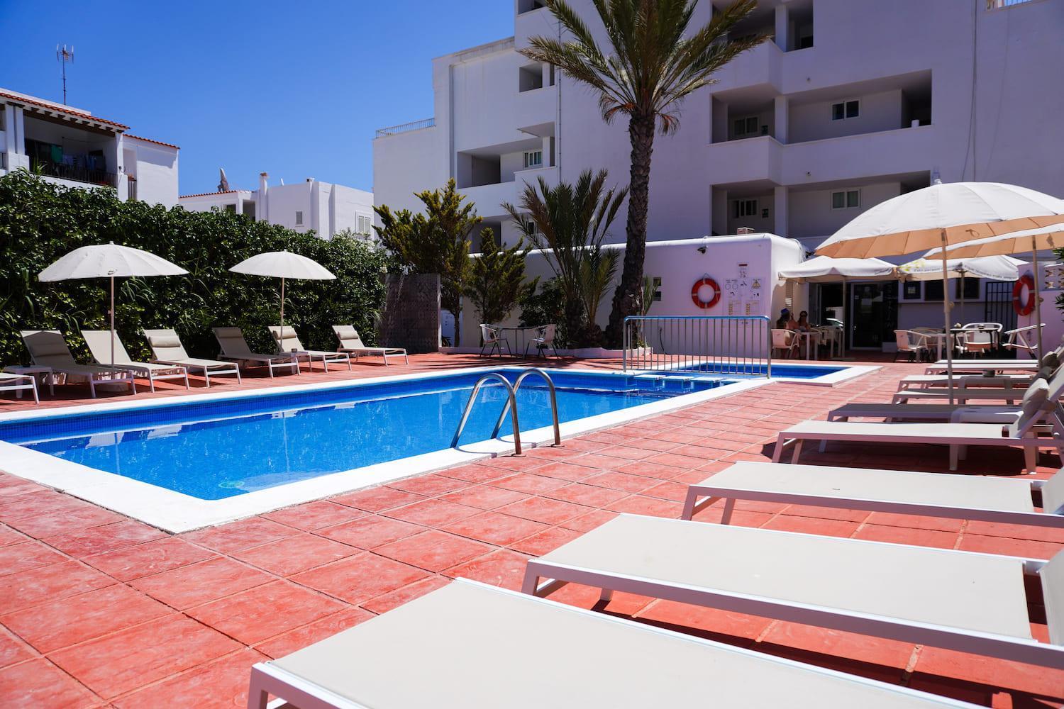 Typic Sandic Apartments Es Cana 外观 照片