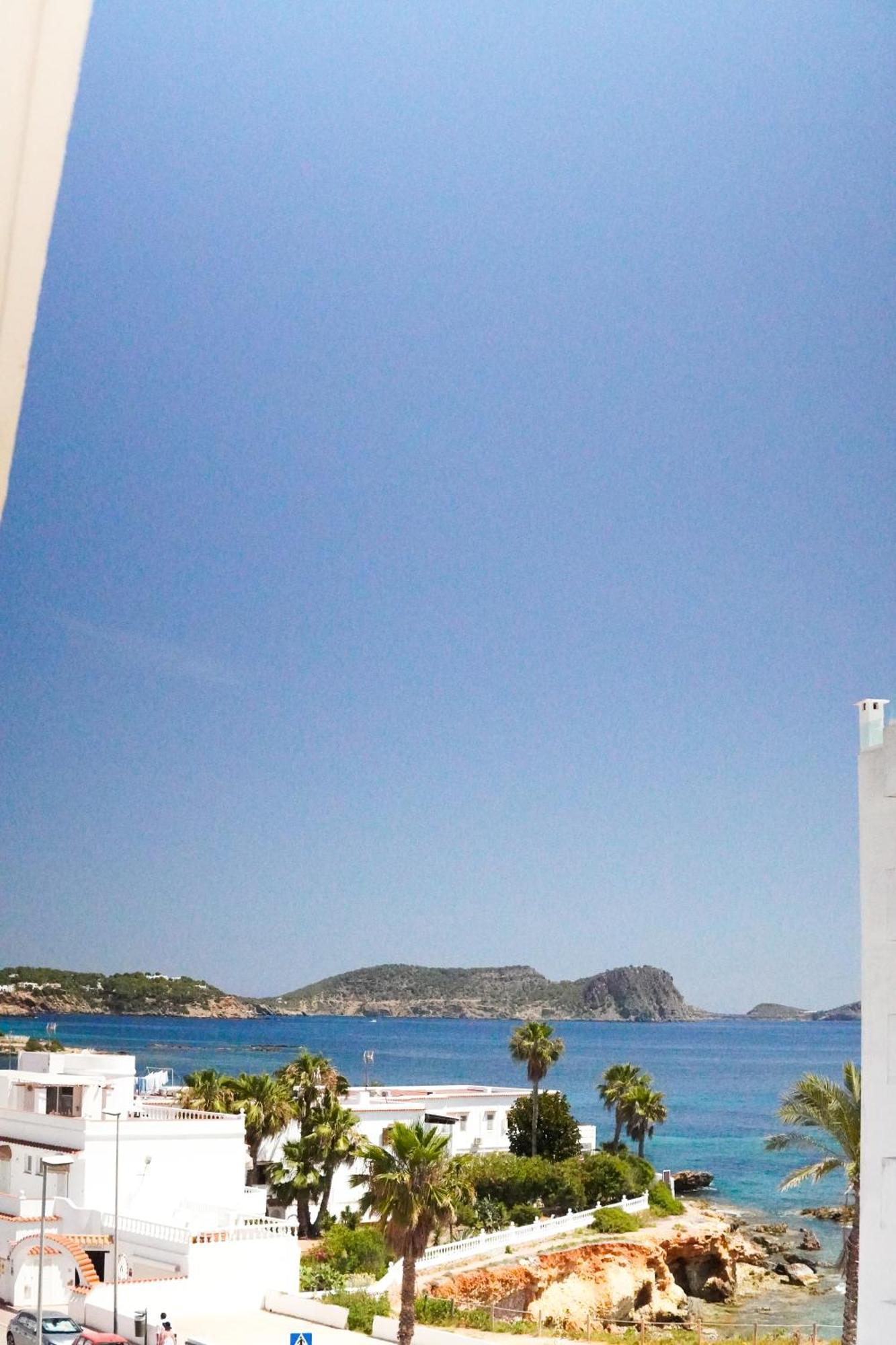 Typic Sandic Apartments Es Cana 外观 照片